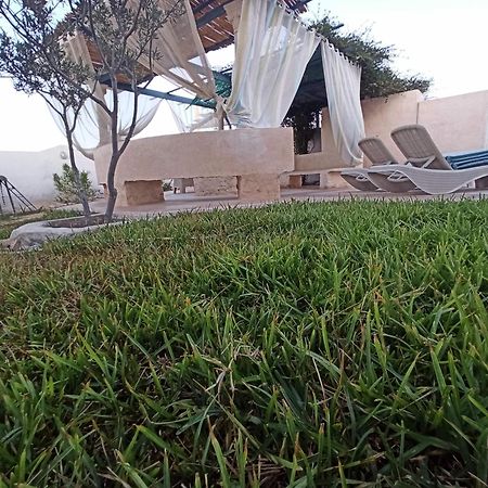 Vill La Reine Jerba Avec Piscine Villa El Guecheine Luaran gambar